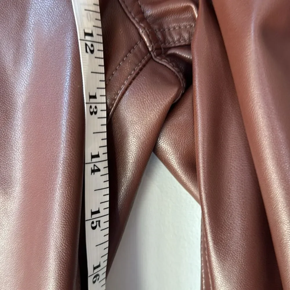 Abercrombie & Fitch Vegan Leather Curve Love 90s High Rise Pants - Picture 9 of 11